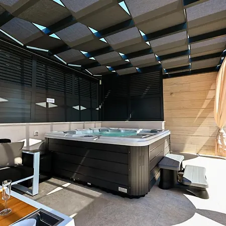 An & Lu With Rooftop Jacuzzi Appartement *