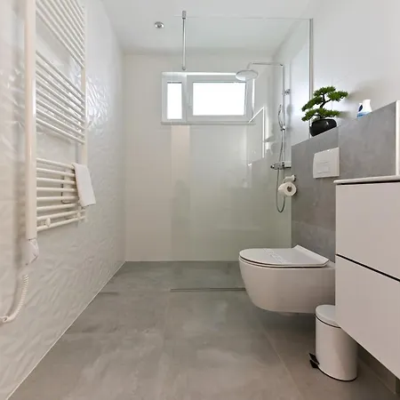 Appartement An & Lu With Rooftop Jacuzzi Zadar