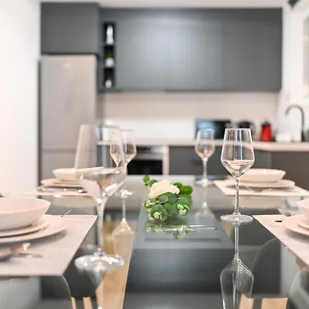 An & Lu With Rooftop Jacuzzi Lägenhet