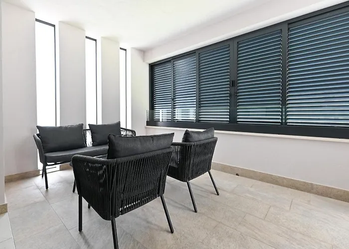 Апартаменты An & Lu With Rooftop Jacuzzi *