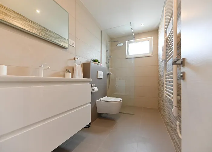 Апартаменты An & Lu With Rooftop Jacuzzi *