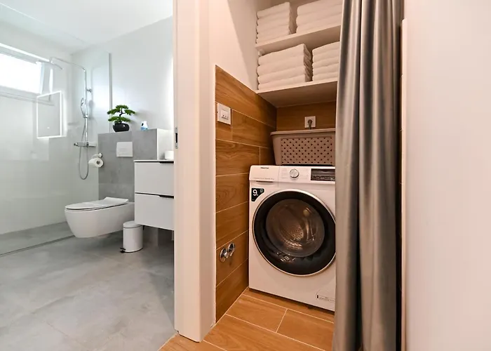 Апартаменты An & Lu With Rooftop Jacuzzi Задар