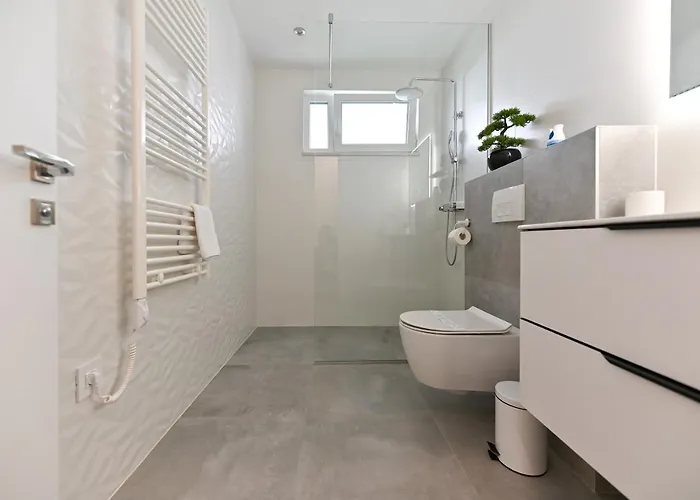 Апартаменты An & Lu With Rooftop Jacuzzi Задар